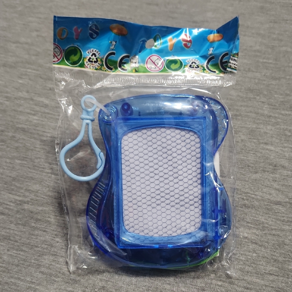 🔴 Kids Mini Etch A Sketch Magnetic Drawing Board Keychain Backpack Bag Charm